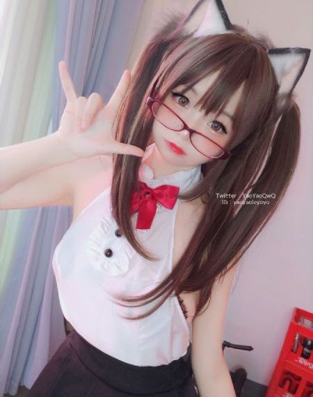 艹大逼_4K高清在线