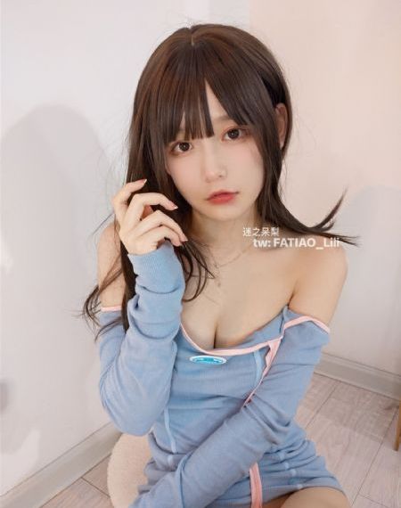 美女100%露胸视频_最近手机在线观看