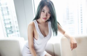 年轻的妈妈四_BD英语在线观看