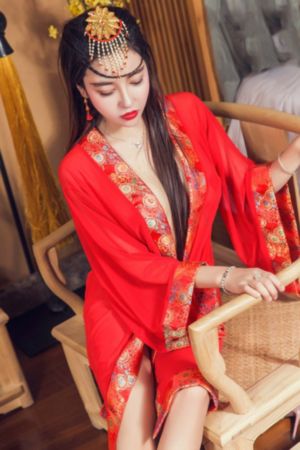 高校老师在线观看_BD英语HD在线观看