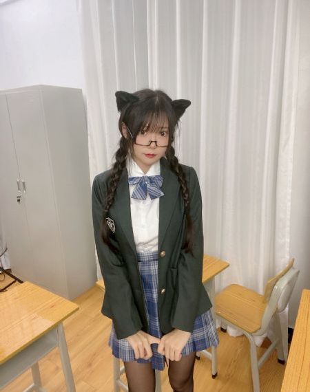 美女被男人扒开腿猛电视_BD韩语韩国电影在线观看