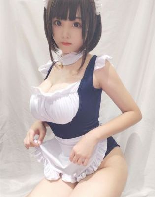 动漫男女扒内衣揉捏胸的视频_720完整视频观看
